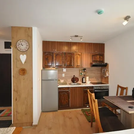 Jahor,apartman 14 -obucina Bare 22 * Jahorina